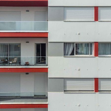 Caravelas 2-Bedroom Apartment With Pool - 50M From The Beach Armacao de Pera Exterior photo